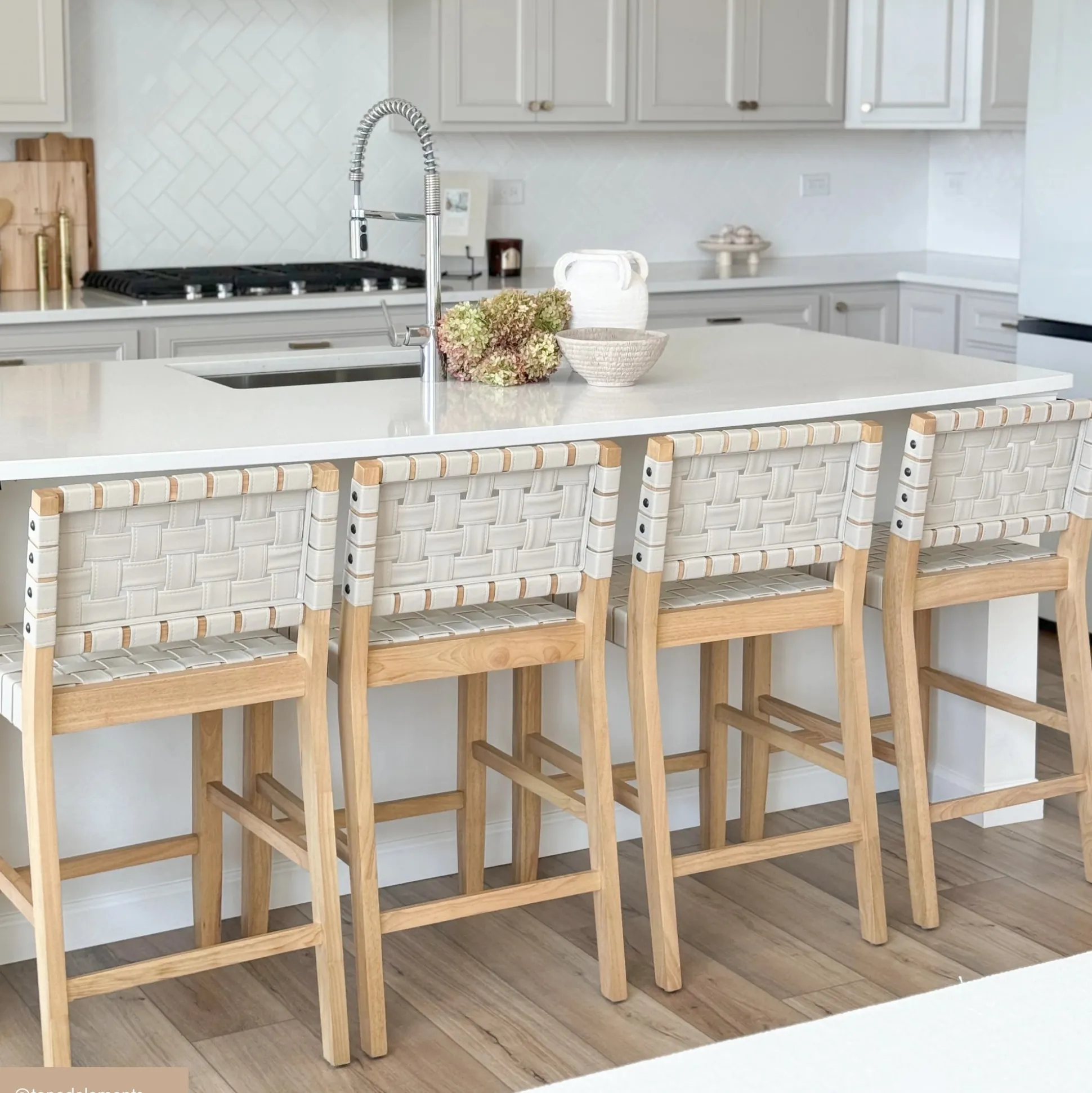 Faux Leather Woven Counter Height Bar Stools Off White (Set of 4)
