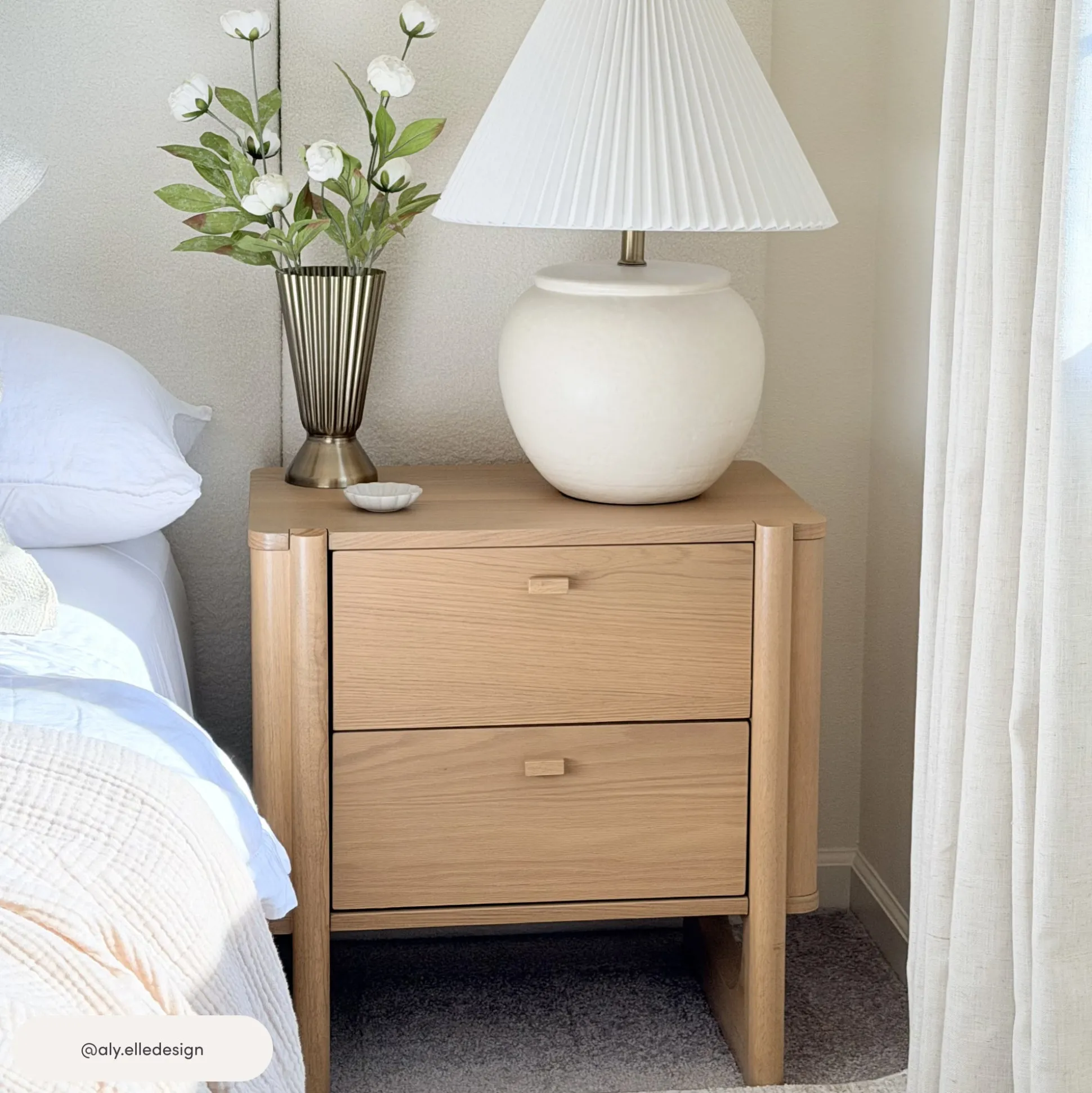 Mid Century Modern 2-Drawer Solid Wood Nightstand Raw Oak