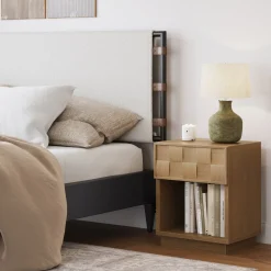Mid Century Modern Nightstand with 1 Drawer