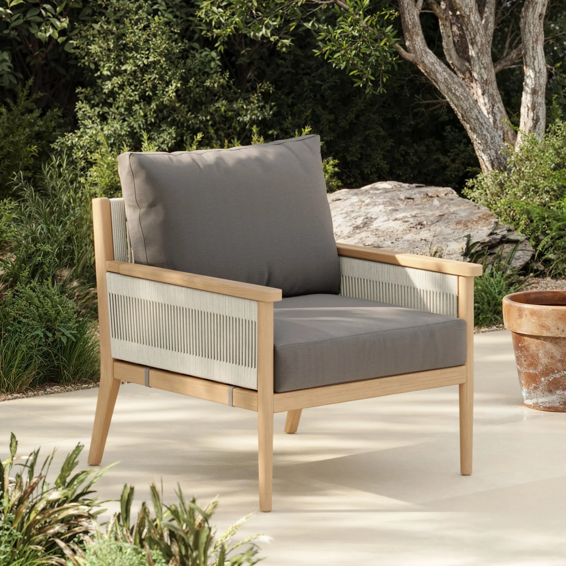 Outdoor Wood & Rope Patio Arm Chair Medium Gray